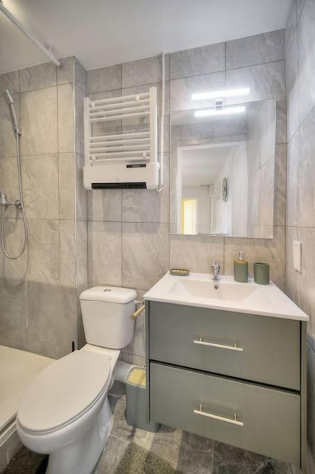 Monkey Forest Appartement Грас Екстериор снимка